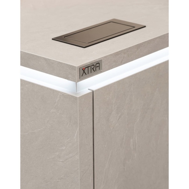 NOBILIA STONE ART - розетка в столешнице в закрытом виде
