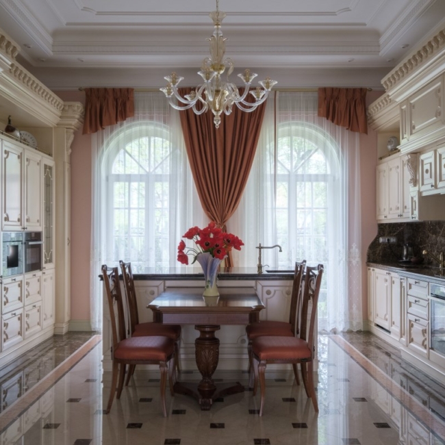 Modenese Gastone, Италия